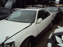1998 LEXUS ES300, 3.0L AUTO, COLOR WHITE, STK Z15848